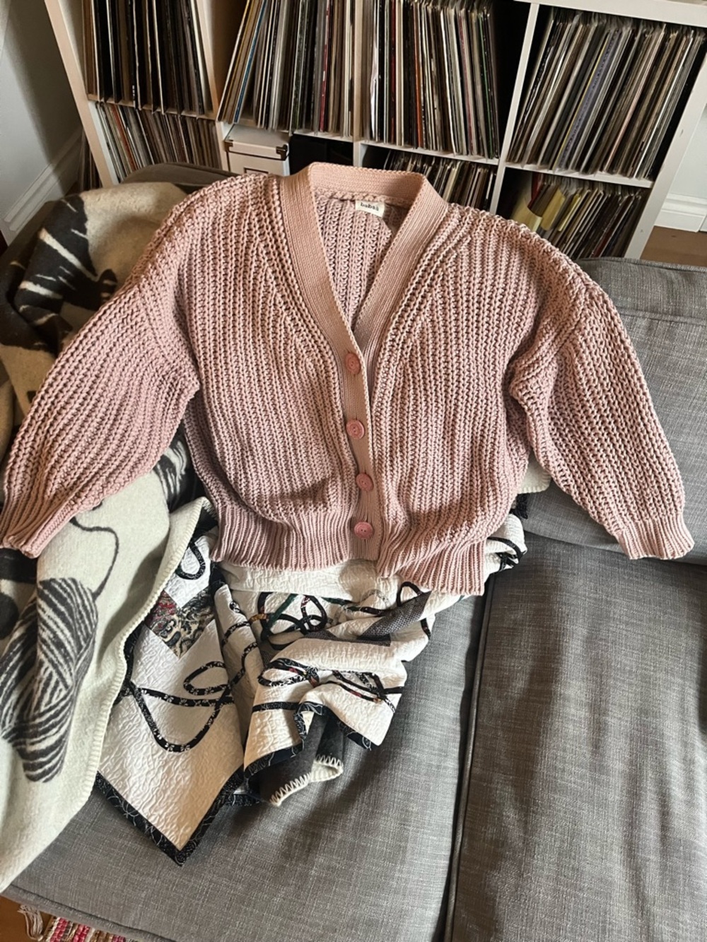 Babàa No. 18 cotton cardigan Plum Blossom - Picture 2 of 5